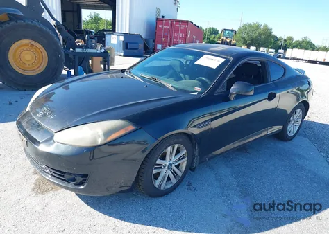 2008 Hyundai Tiburon Gs z USA, uszkodzony, nr VIN KMHHM66D28U291055
